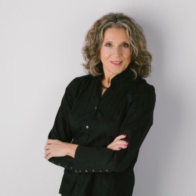 Pamela Popper Headshot